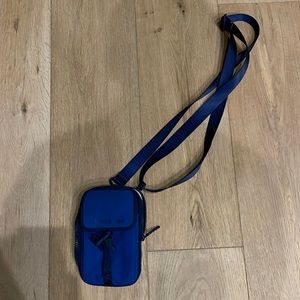 Lulu lemon crossbody bag